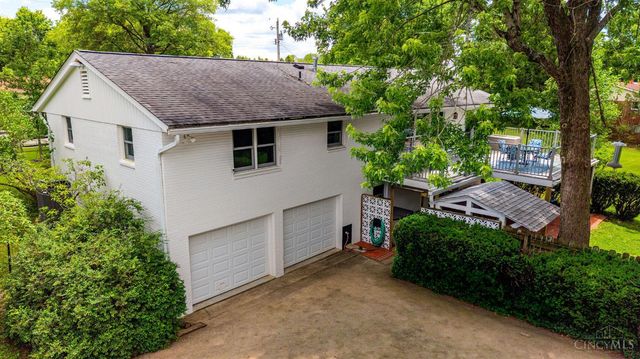 1221 Tollgate Drive, Oxford, OH 45056