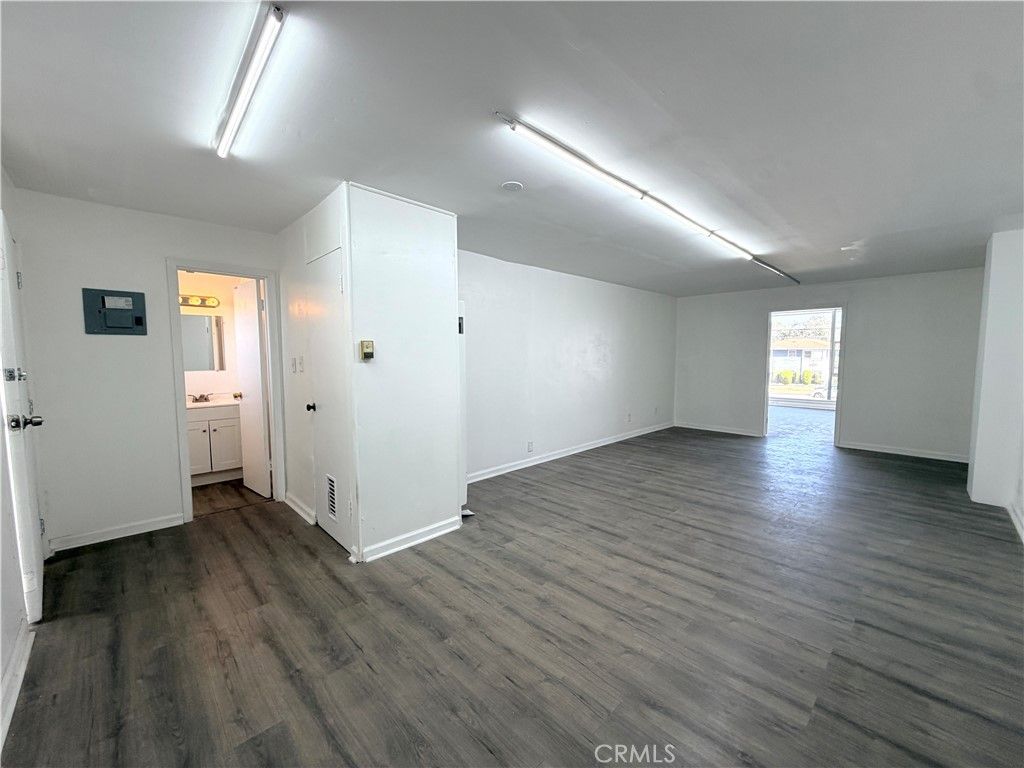 2604 W Imperial Highway B, Hawthorne, CA 90250 — exterior