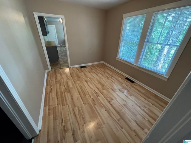 1824 PRINCETON AVENUE N, Tarrant, AL 35217
