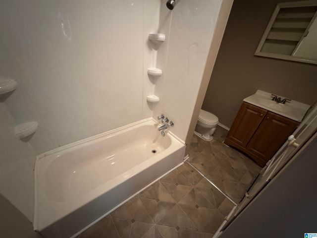 1824 PRINCETON AVENUE N, Tarrant, AL 35217