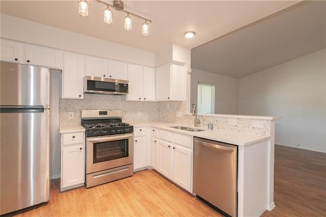 10604 Lanshire DR B, Austin, TX 78758