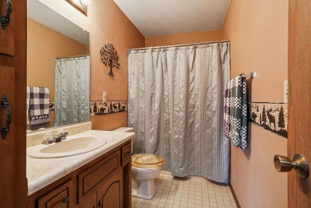 725 S WESTHAVEN PLACE #F, Appleton, WI 54914