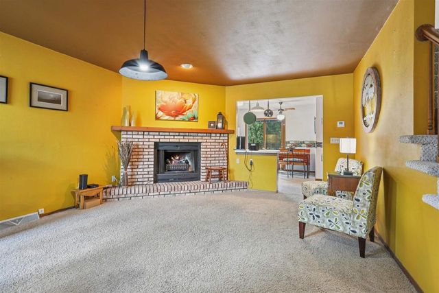 725 S WESTHAVEN PLACE #F, Appleton, WI 54914
