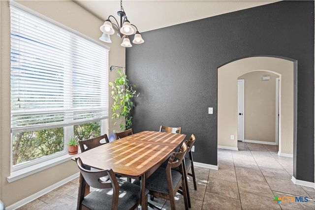 1905 Broken Shoe Trail, Temple, TX 76502