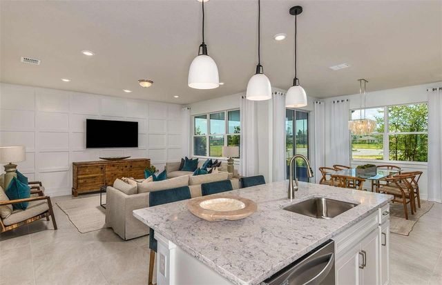 11131 SYCAMORE GLEN LOOP, Thonotosassa, FL 33592