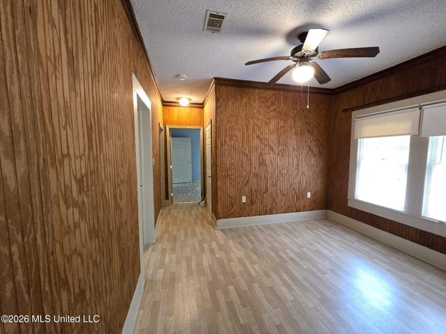 507 W Magnolia Street, Gulfport, MS 39507