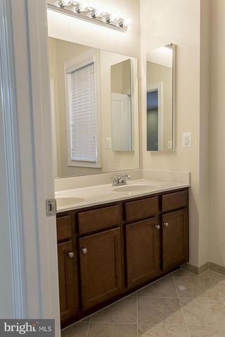 20725 JENNIFER ANN DR, Ashburn, VA 20147