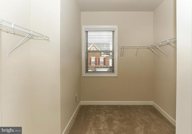 20725 JENNIFER ANN DR, Ashburn, VA 20147