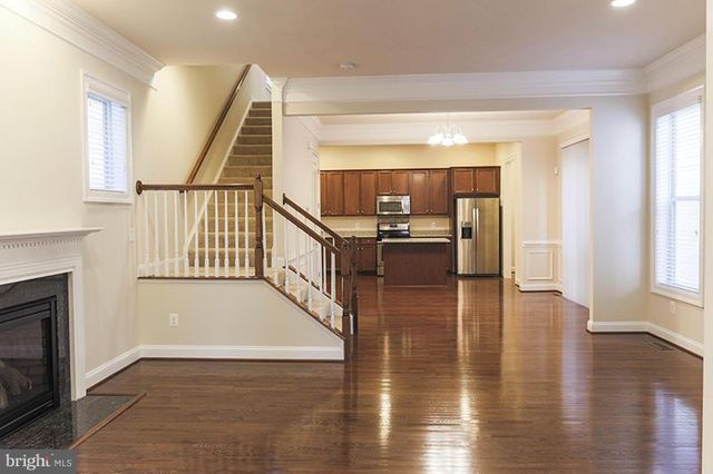 20725 JENNIFER ANN DR, Ashburn, VA 20147