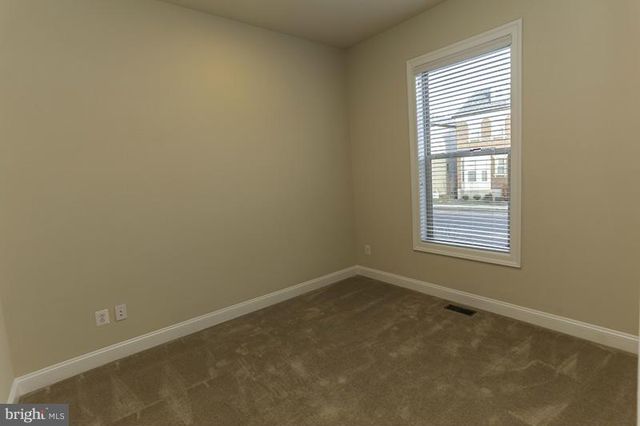 20725 JENNIFER ANN DR, Ashburn, VA 20147