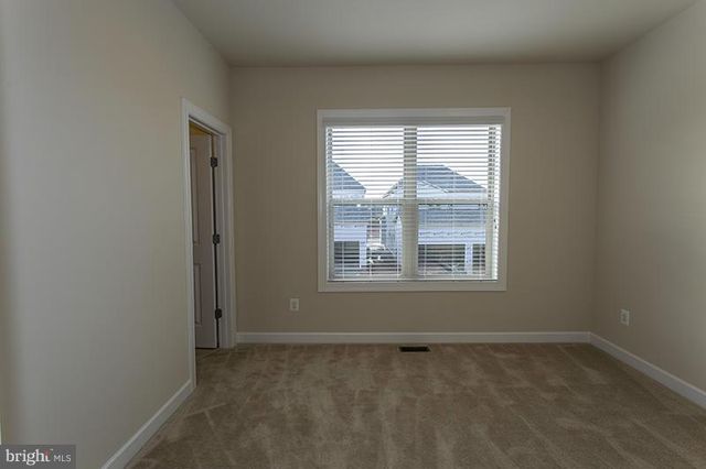 20725 JENNIFER ANN DR, Ashburn, VA 20147
