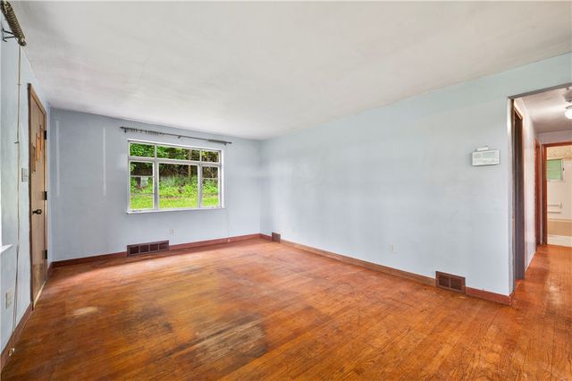 3601 Brandis Ave, South Park, PA 15129