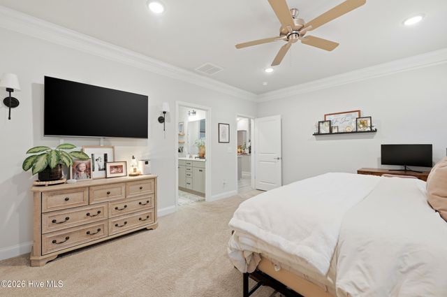 725 Greenwich Place, Richlands, NC 28574