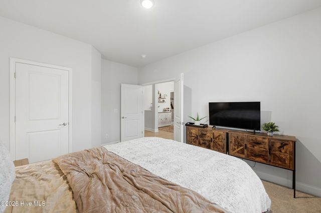 725 Greenwich Place, Richlands, NC 28574