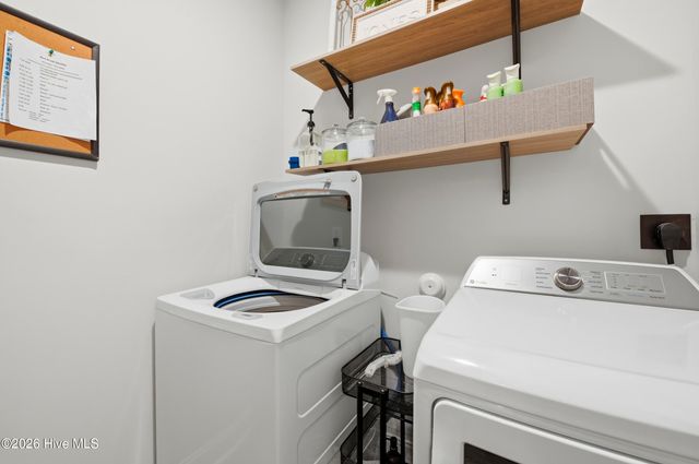 725 Greenwich Place, Richlands, NC 28574