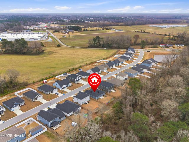 725 Greenwich Place, Richlands, NC 28574