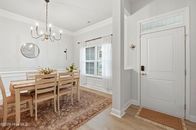 725 Greenwich Place, Richlands, NC 28574