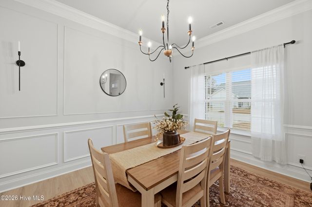 725 Greenwich Place, Richlands, NC 28574