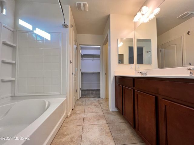 11519 Boll Bloom Drive, Marana, AZ 85653