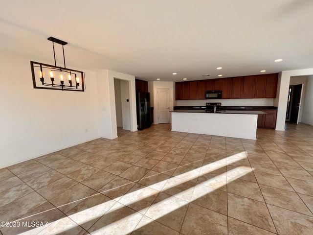 11519 Boll Bloom Drive, Marana, AZ 85653