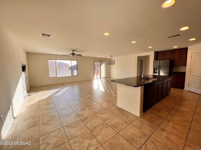 11519 Boll Bloom Drive, Marana, AZ 85653