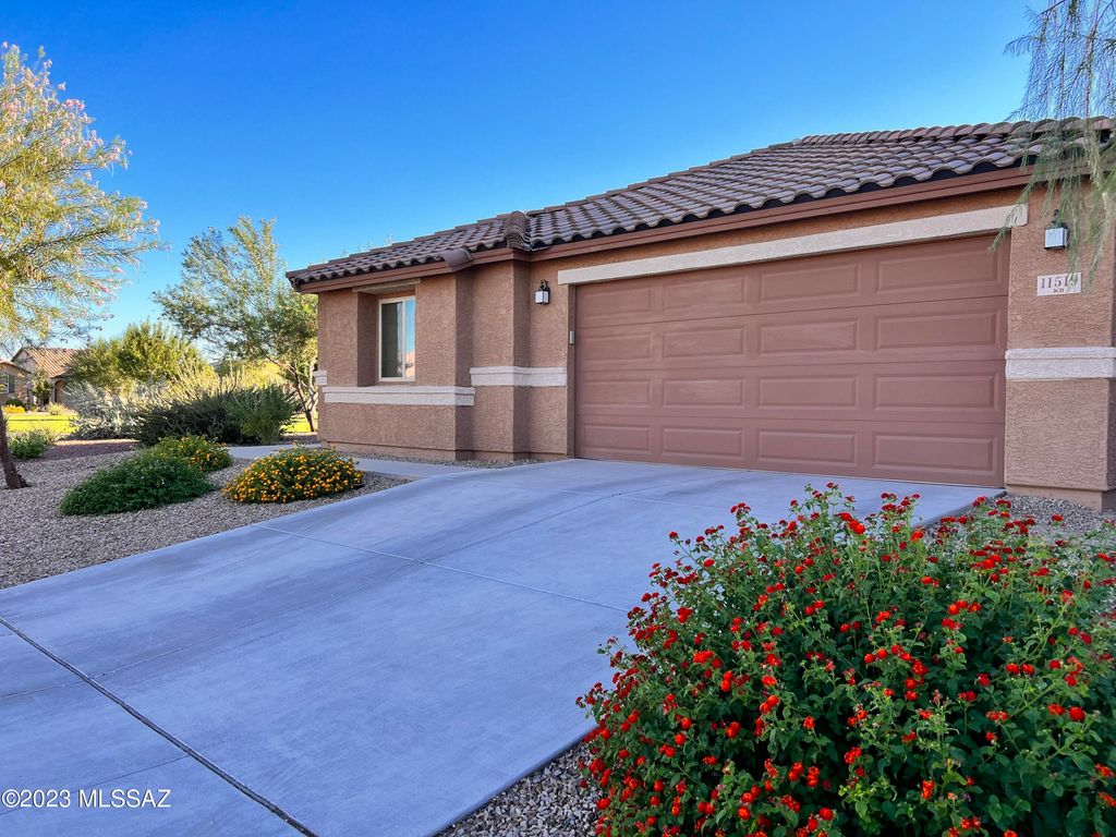 11519 Boll Bloom Drive, Marana, AZ 85653