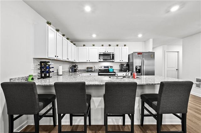 562 Pemberton Street, Kingston, GA 30145