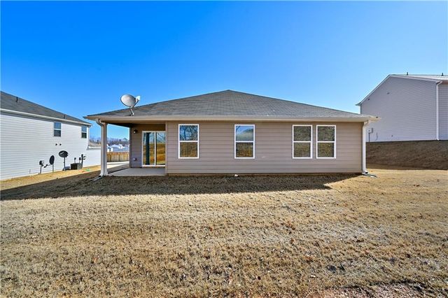 562 Pemberton Street, Kingston, GA 30145