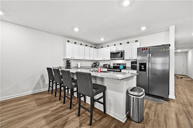 562 Pemberton Street, Kingston, GA 30145