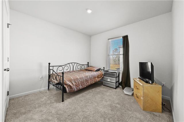 562 Pemberton Street, Kingston, GA 30145