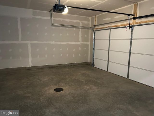 224 CATERPILLAR DR, Luray, VA 22835