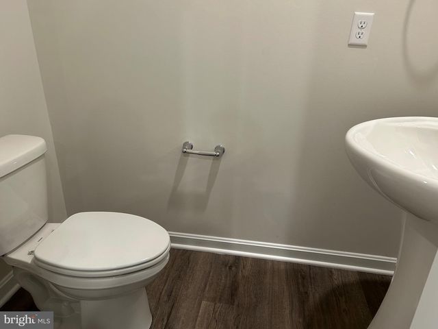 224 CATERPILLAR DR, Luray, VA 22835