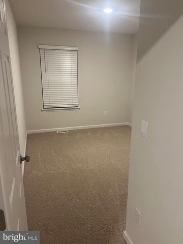 224 CATERPILLAR DR, Luray, VA 22835