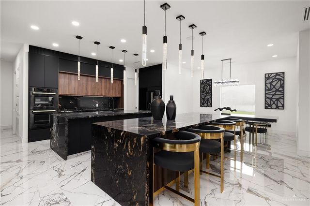 4648 Estancia Parkway, Mcallen, TX 78504