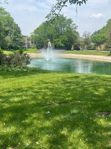 2456 Cobblewood Drive, Northbrook, IL 60062