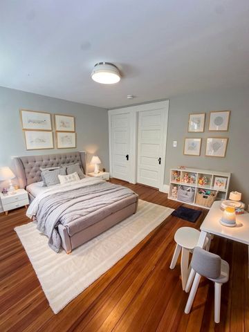 274 Washington St 274, Canton, MA 02021