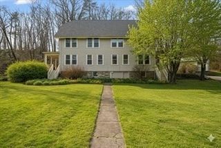 274 Washington St 274, Canton, MA 02021