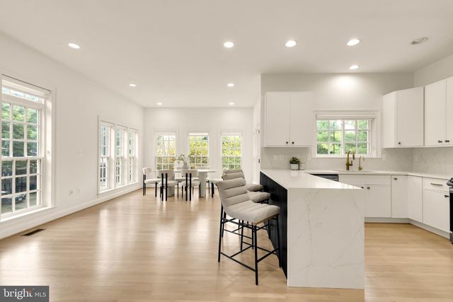 4349 PATRIOT PARK CT, Fairfax, VA 22030
