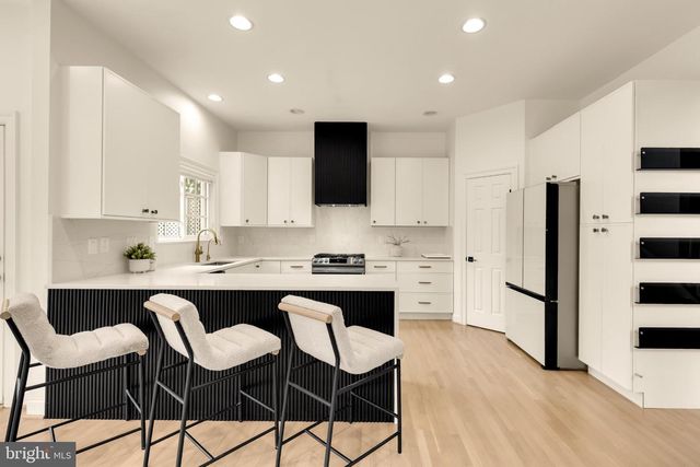 4349 PATRIOT PARK CT, Fairfax, VA 22030