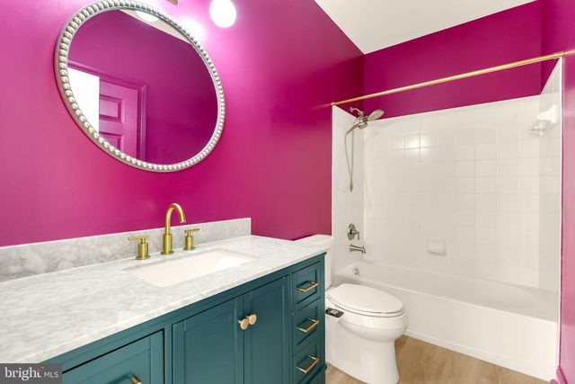 4349 PATRIOT PARK CT, Fairfax, VA 22030