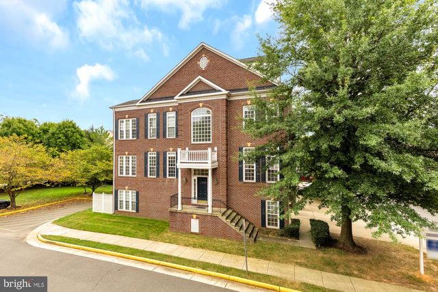 4349 PATRIOT PARK CT, Fairfax, VA 22030