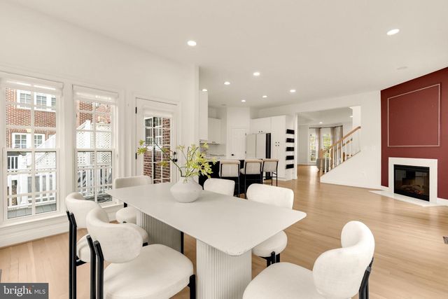 4349 PATRIOT PARK CT, Fairfax, VA 22030