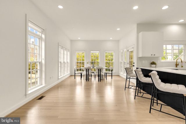 4349 PATRIOT PARK CT, Fairfax, VA 22030