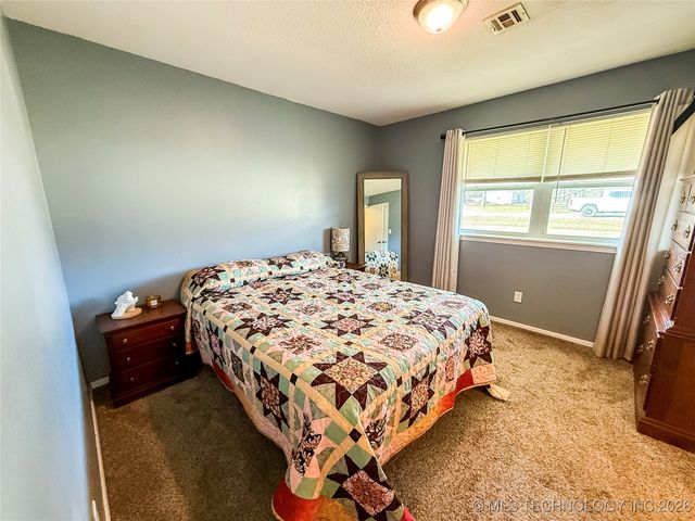 90 Barbara, Lone Grove, OK 73401