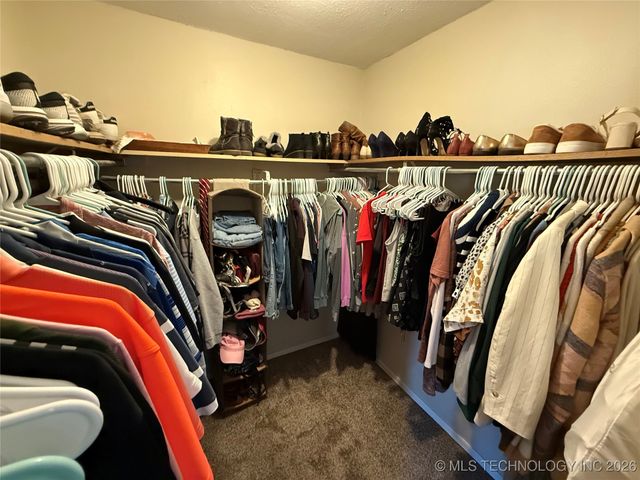 90 Barbara, Lone Grove, OK 73401