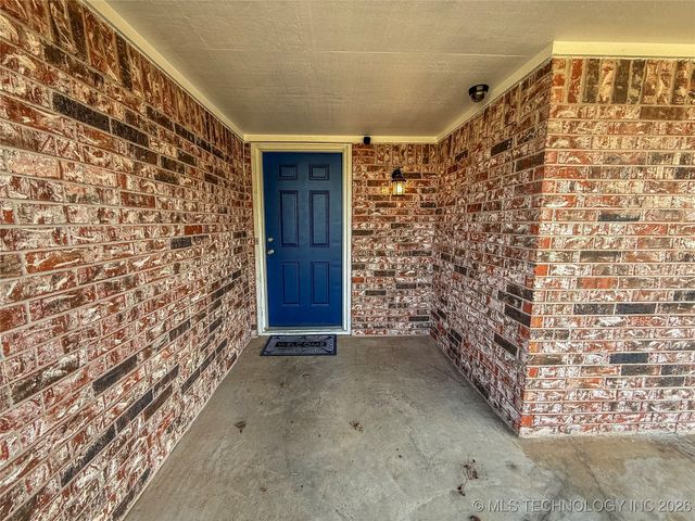 90 Barbara, Lone Grove, OK 73401