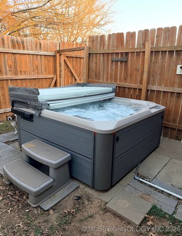 90 Barbara, Lone Grove, OK 73401