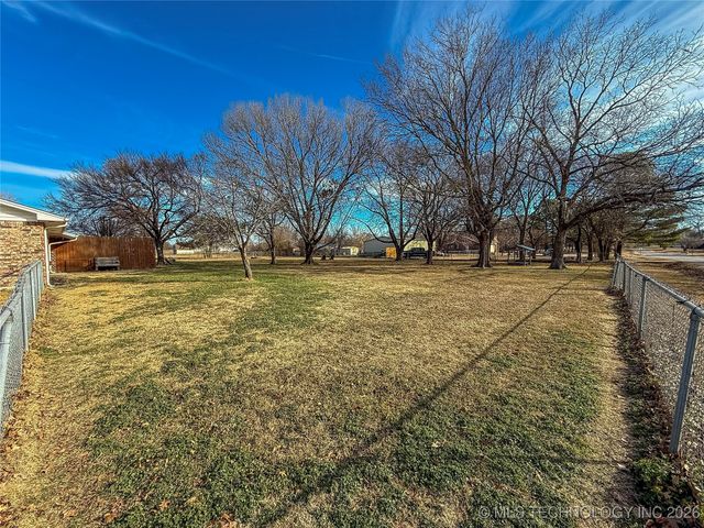 90 Barbara, Lone Grove, OK 73401