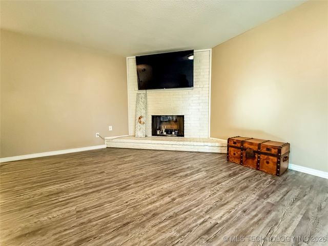 90 Barbara, Lone Grove, OK 73401