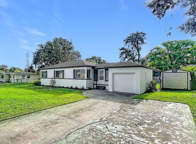 2437 S MYRTLE AVENUE, Sanford, FL 32771
